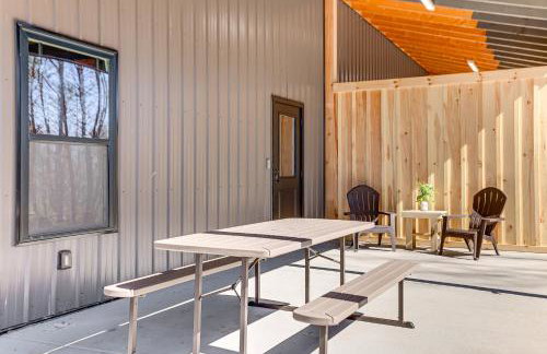 Pet-Friendly Yard! Nature Escape in Forest City - Foto 18