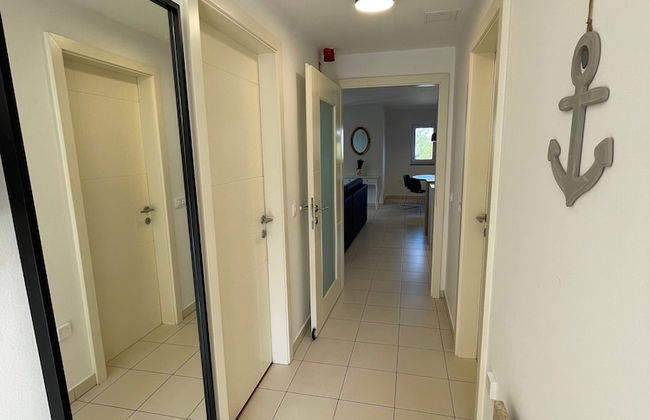 Premium levant 211 Marina Apartment - Photo 8