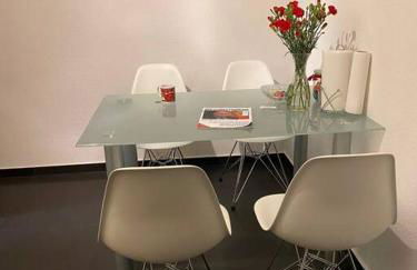 Preiswertes stilvolles Zimmer im privaten Haus mit großem schönem modernem Gemeinschaft Badenzimmer - Foto 7