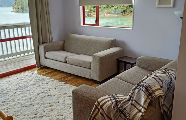 The Lodge At Te Rawa - Boat Access Only - Foto 12