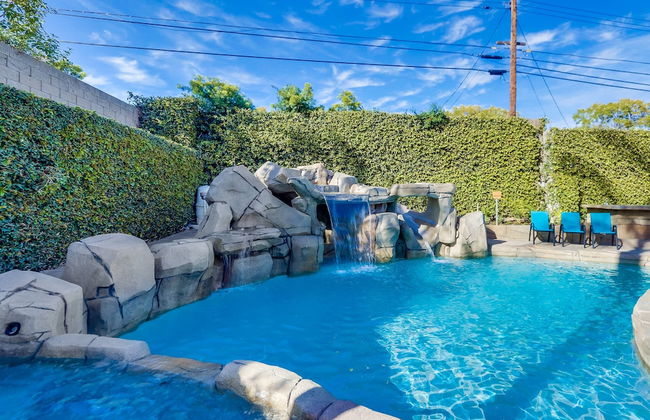 Beautiful Backyard Oasis 5 bedroom 3 Bathroom Home - Foto 1