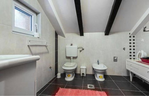 Lovely Home In Gospic - Foto 29