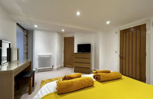 2 Shanklin Manor - Ground Floor apartment overlooking Park in Shanklin Old Village - Photo 33