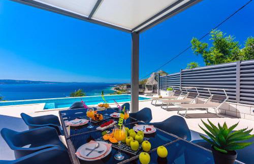 Villa Belvedere with heated pool, billiards, Media room, sea views,10 pax - Foto 8