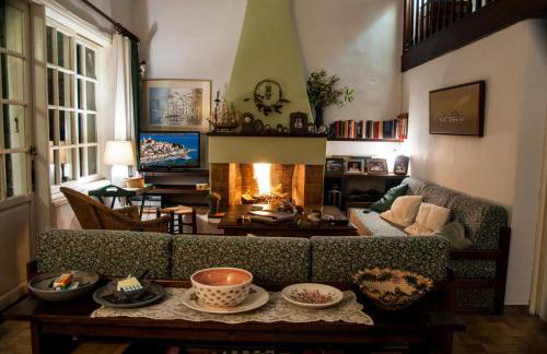 Aphrodite's Coast Retreat House! - Photo 31