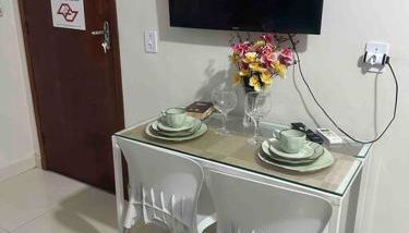 kitnet208 No centro,c linda vista , tv smart e ar - Foto 2