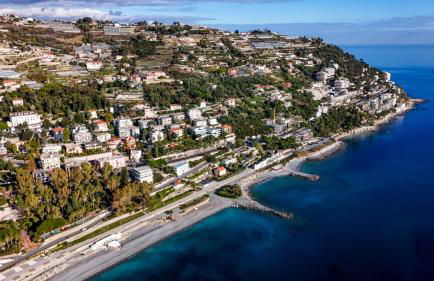 Infinity Blue - Sunny Apartment With The View - Photo 40