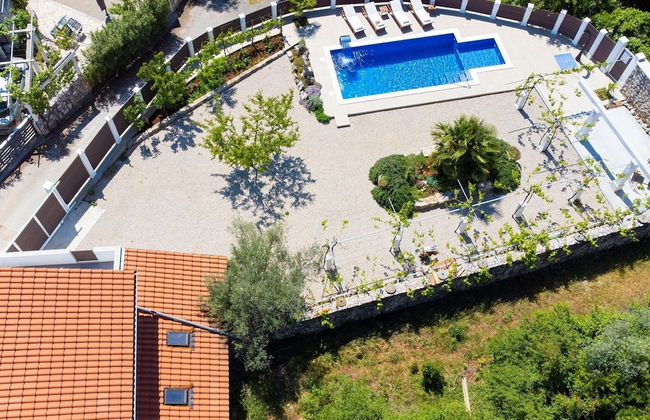 Tranquil Getaway Polje Villa With Pool - Foto 66