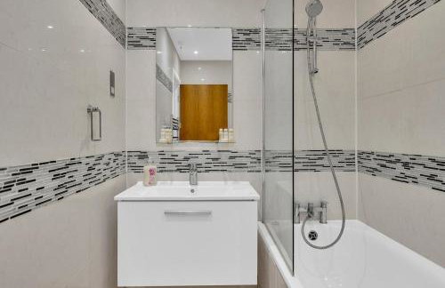 1-Bedroom Apartment in Central Balham - Foto 2