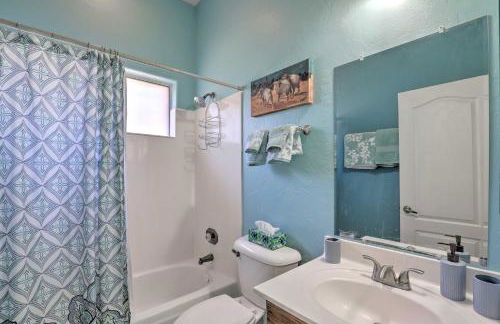 Desert Gem with Patio and Grill, Near Oracle St Park! - Foto 19