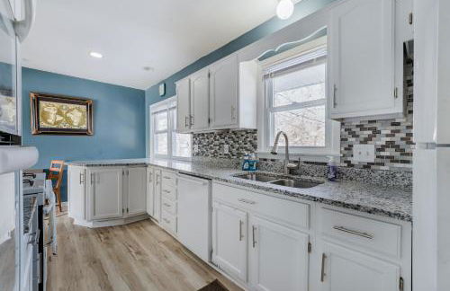 Cozy 3BR Home in Oakdale with BBQ & Private Patio! - Foto 10