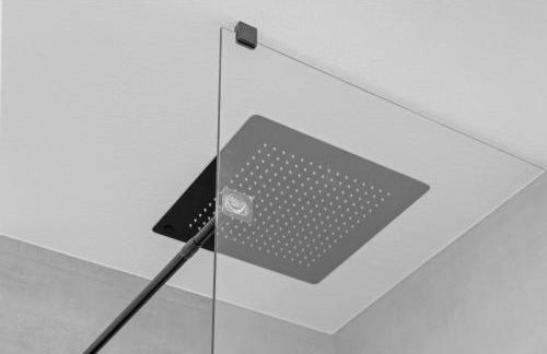 1-2 Personen - Fahrradgarage - Küche - Zentrum - WLAN - Klima - Foto 18