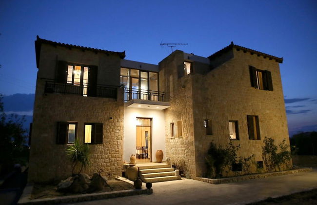 Castle of Poseidon by Frangki - Foto 1