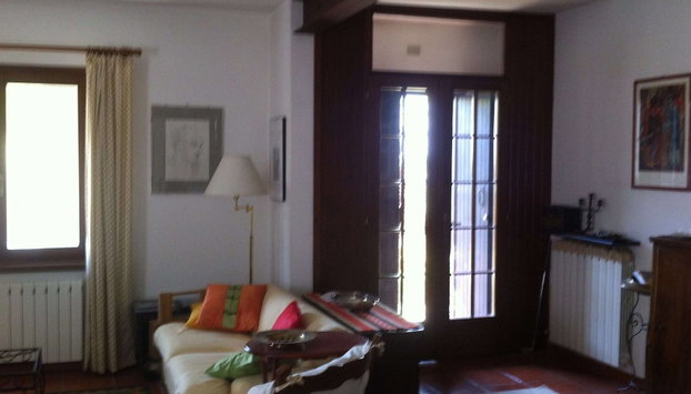 Scenic Holiday Home in Pastrengo near Lazise Lake & City Center - Foto 2, Wohnzimmer