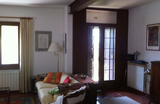 Scenic Holiday Home in Pastrengo near Lazise Lake & City Center - Foto 2