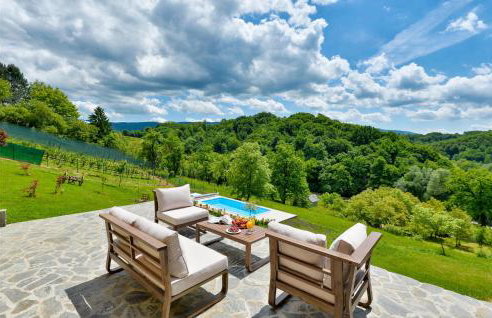 Beautiful Home In Stubicke Toplice - Foto 1