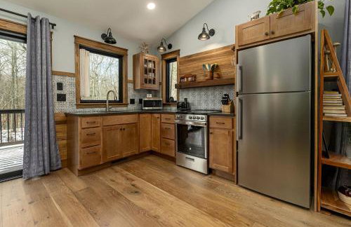 Stunning Cabin with Spa Perfect for Outdoor Sports in Carbondale, Illinois - Foto 17