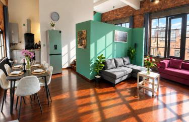 City Centre Flat by Restaurants with Free Parking - Foto 10
