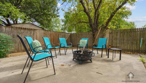 AT&T, Globe Life, Six Flags - Updated Comfy Home - Foto 5