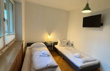 ALL IN APARTMENTS 4 Schlafzimmer mit Terrasse ,Küche, Bad, Würzburg, Versbach - Foto 6