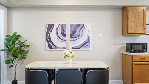 12D- In-unit Washer & Dryer - Free Parking - Fast Wi-Fi - Foto 2