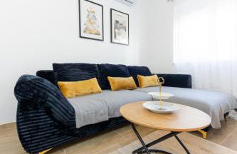 House Niko T with 6 apartments - Foto 59