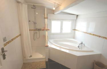 Maison proche commerce, 20 min du Futuroscope - Foto 17