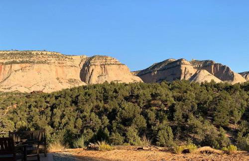 Skyfall Cabin. Stunning views, Hot Tub, minutes from Zion - Foto 14