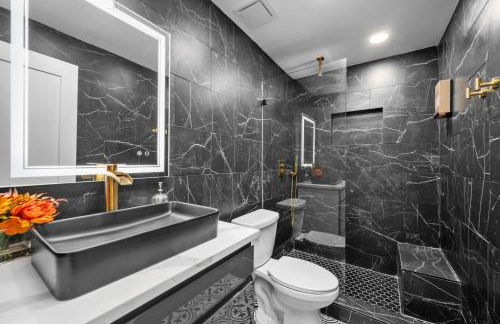 Elegant 2BR Apt Near Med Center with Free Park - Foto 20