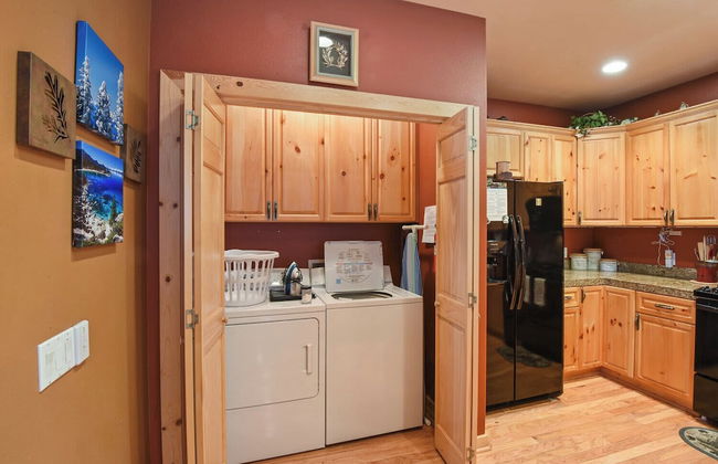 Crystal Charm Amazing 3 BDR Condo Close to Beaches, Casinos, & Skiing! - Foto 9