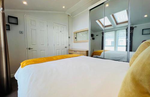 2 Bedroom Lodge TH35, Nodes Point, St Helens, Isle of Wight - Photo 19