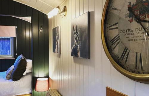 Bertie's Retreat - Photo 4