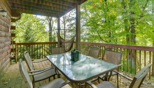 Virginia Mountain Cabin with Decks and Fireplaces - Foto 3