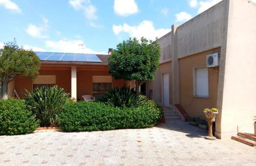 Charming House in Marsala with Private Garden - Foto 1