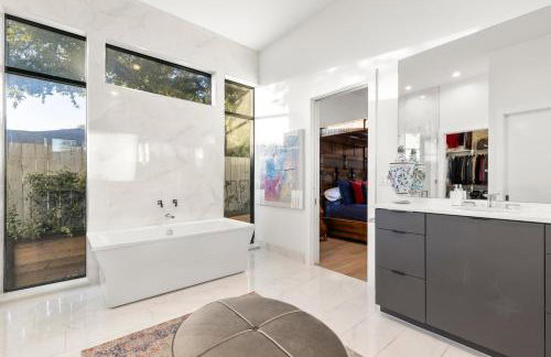 NEW! Luxury Pool Retreat & Casita in Midway Hollow - Foto 11