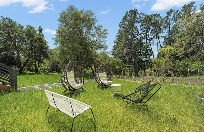 Oakland Hills Farmhouse Stunner + Game Room + Ac - Foto 39