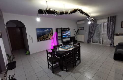 Elli's House - Photo 30