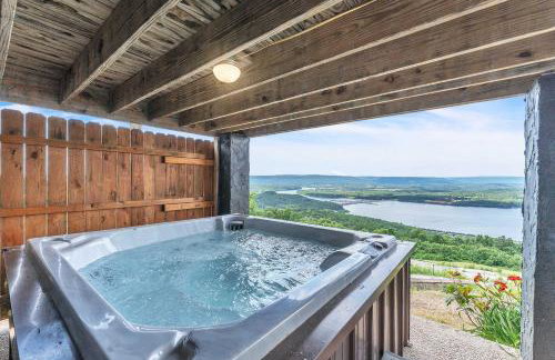 Rivers Ledge Cabin with breathtaking views hot tub & indoor pool - Photo 2