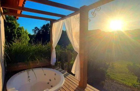 Chalé Sunset com Hidro, lareira, piscina, cavalo, trilha, tiro ao alvo - Foto 24