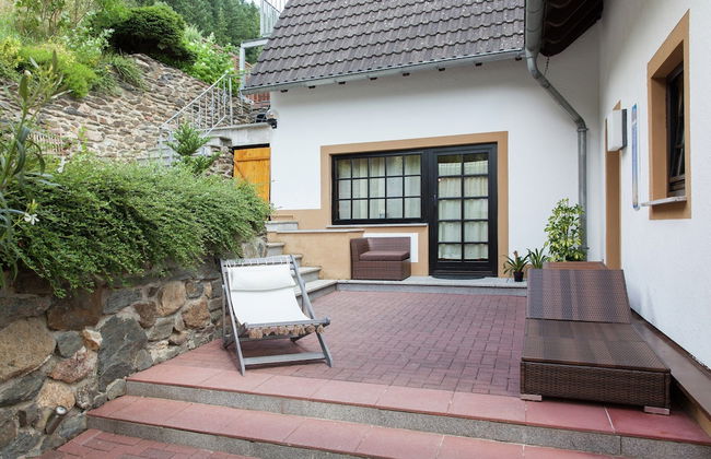 A Modern Apartment in the Hunsruck Region's Romantic Drohn Valley - Photo 71