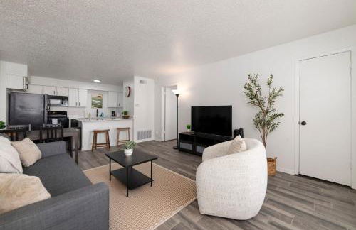 Comfortable 2BR - Pool Near Major Attractions - Foto 20