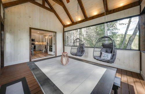 Waterfront Home with Kayaks, Trails and Petting Zoo! - Photo 19