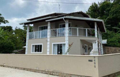 Casa Alto Padrão Frente A Praia - Foto 1