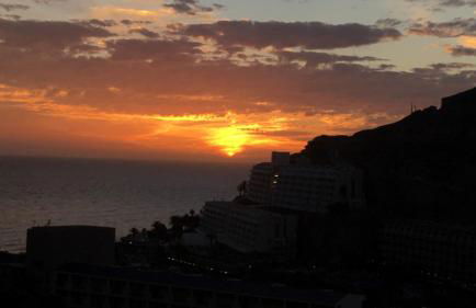 Apartment with views of sea and mountains - Photo 51