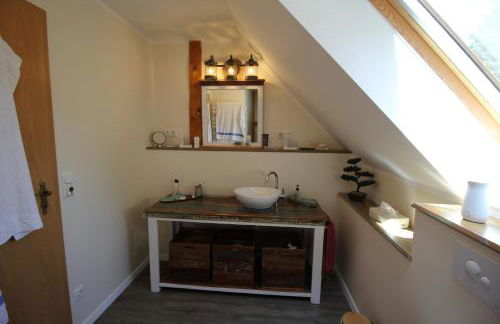 Seweko - Ferienhaus am Donnerberg - Kamin & Küche - Photo 14