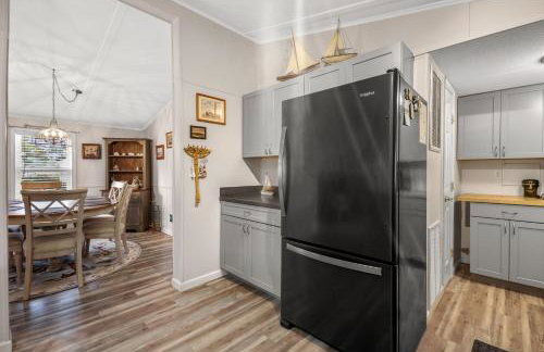 Counting Corks - Waterfront, Pet friendly, private dock! - Foto 15