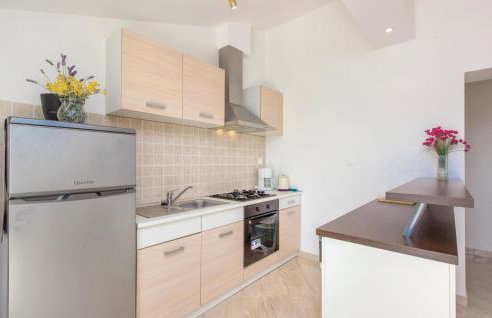 Four-Bedroom Holiday Home In Miljevci - Foto 28