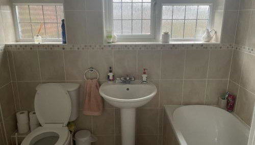 Beautiful Modern Cottage in Beaconsfield 3 bed - Foto 4