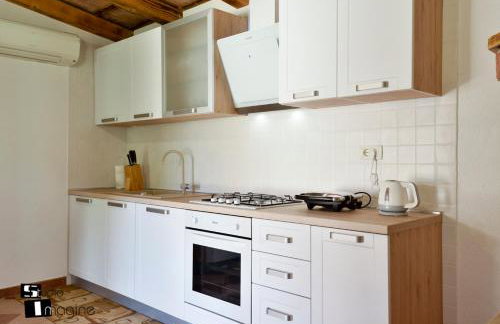 Charming stone cottage by the sea - Foto 31