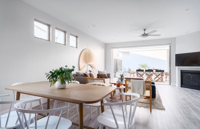 Skyline By Avantstay Modern Beach Retreat w/ Spacious Patio & Rooftop Views - Photo 24